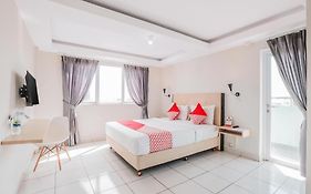 Flagship 210 Amethyst Kemayoran